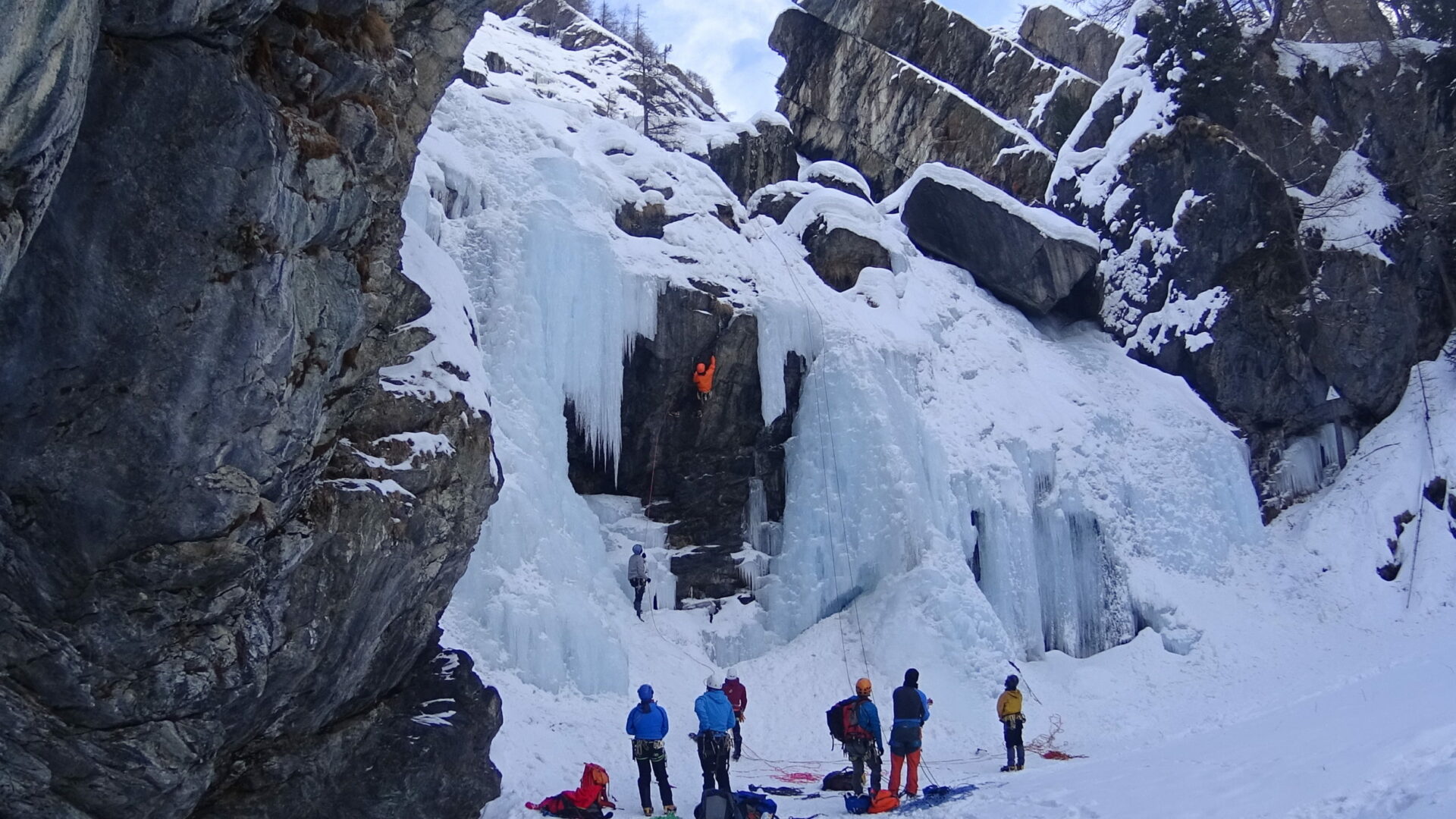 Janvier, Glace ou Ski